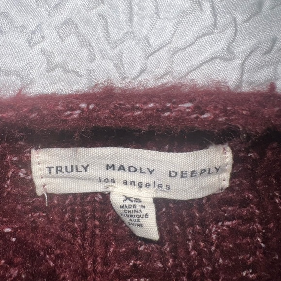 Truly Madly Deeply by Urban Outfitters cardigan. Size XS - Picture 2 of 5